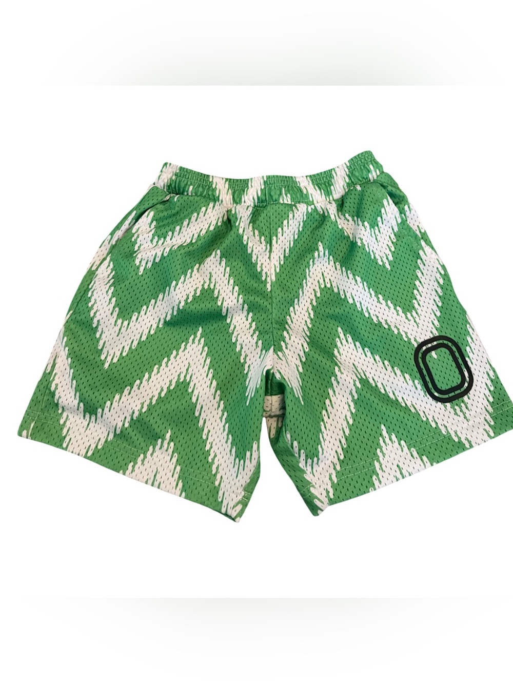 Overtime Kids Green Chevron Mesh Shorts - boys size medium
